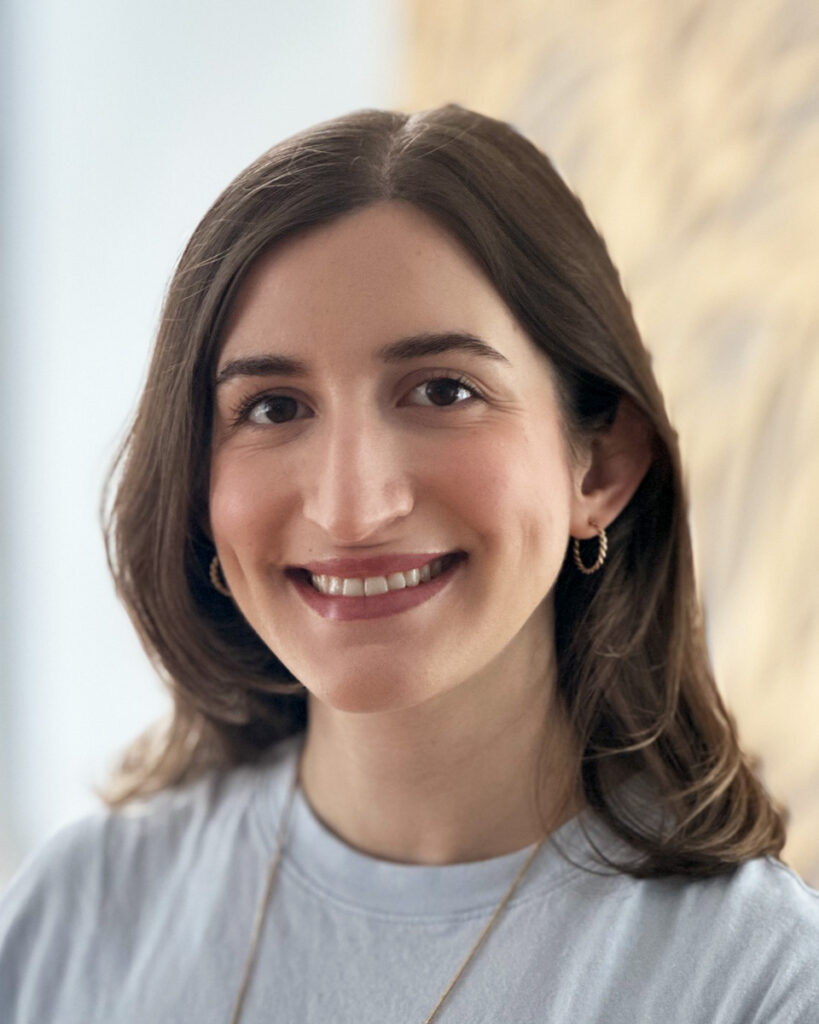 Farnaz Seddighzadeh